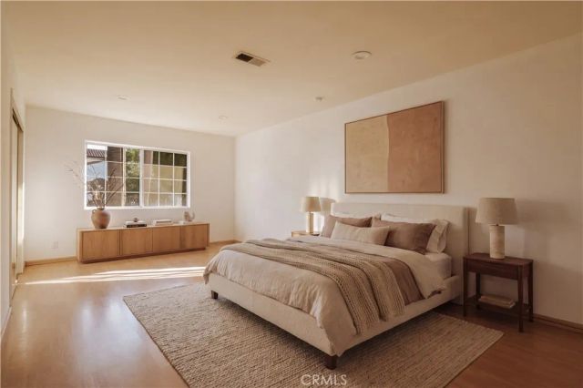 18841 Pasadero Drive, Tarzana, CA 91356