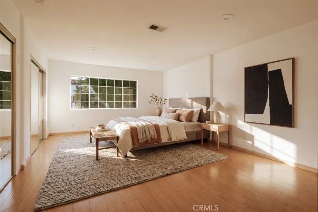 18841 Pasadero Drive, Tarzana, CA 91356
