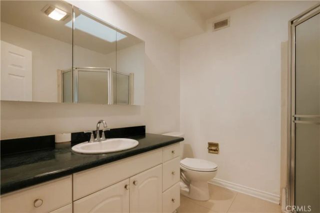 18841 Pasadero Drive, Tarzana, CA 91356