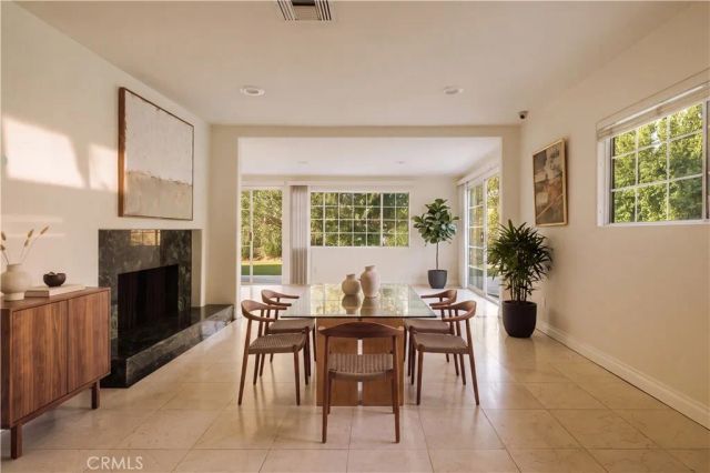 18841 Pasadero Drive, Tarzana, CA 91356
