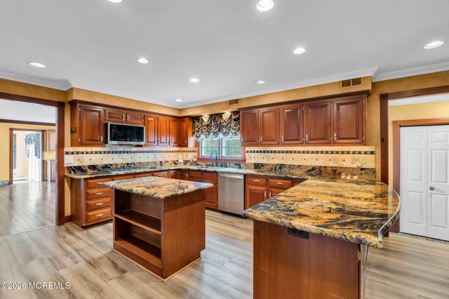 1627 Glendola Road, Wall, NJ 07719