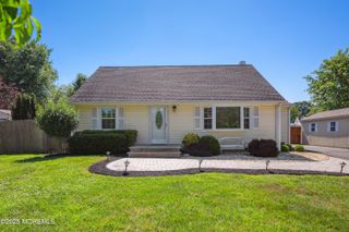 576 Englishtown Road, Monroe, NJ 08831