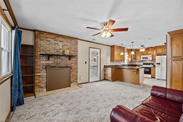 3553 Dana LN, Virginia Beach, VA 23452