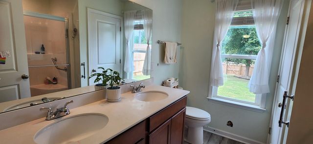 586 Ridgeville Crossing Drive, Inman, SC 29349