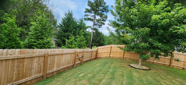 586 Ridgeville Crossing Drive, Inman, SC 29349