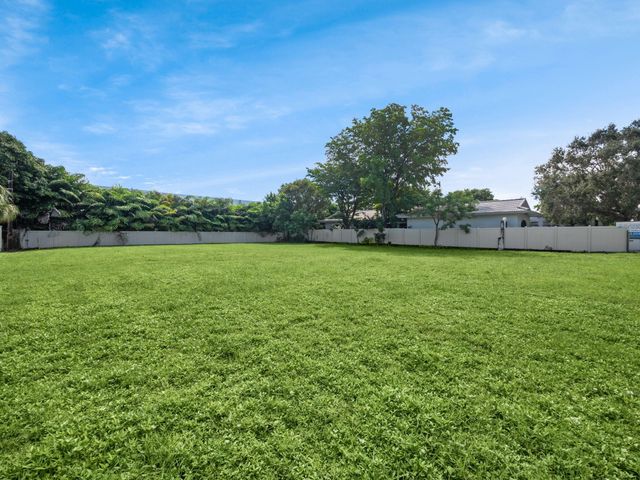 905 NE 6TH Avenue, Delray Beach, FL 33483