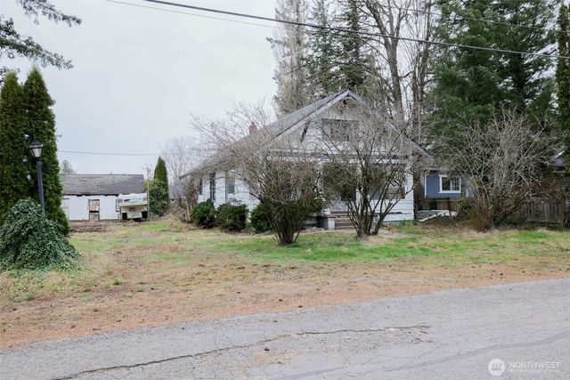 239 6th Street, Gold Bar, WA 98251