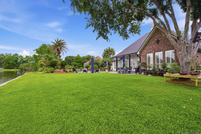 43091 Lighthouse Ln, Prairieville, LA 70769