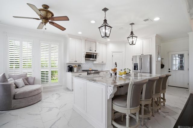 43091 Lighthouse Ln, Prairieville, LA 70769