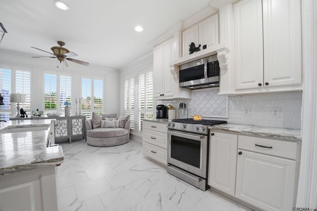 43091 Lighthouse Ln, Prairieville, LA 70769