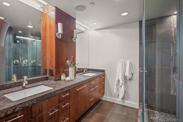 700 W Harbor 2101, San Diego, CA 92101