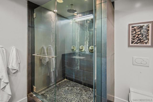 700 W Harbor 2101, San Diego, CA 92101