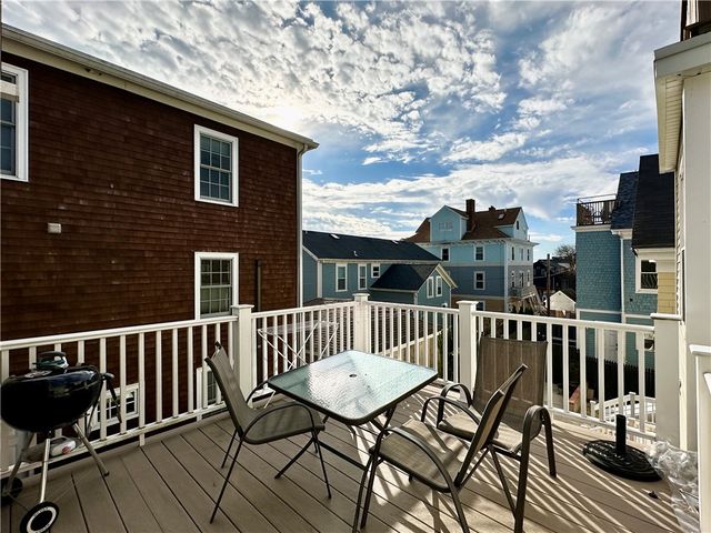 29 ann Street 3, Newport, RI 02840