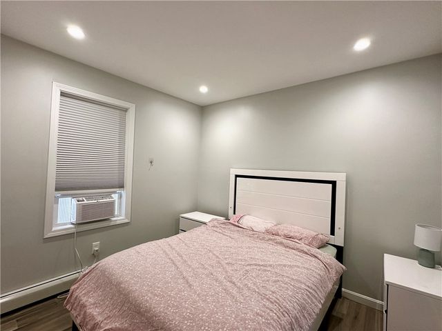 29 ann Street 3, Newport, RI 02840