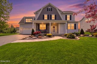21 Tisdale Lane, Clifton Park, NY 12065