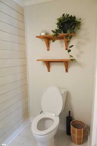 8 Aspenwood Drive, Simpsonville, SC 29680