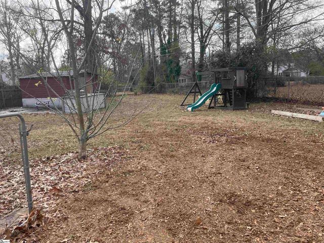 8 Aspenwood Drive, Simpsonville, SC 29680