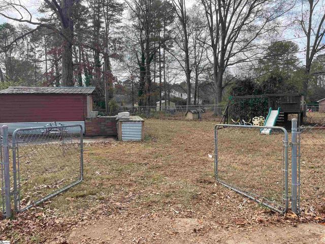 8 Aspenwood Drive, Simpsonville, SC 29680