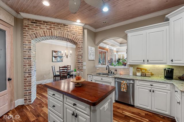 4704 Taldon Lane, Benton, LA 71006