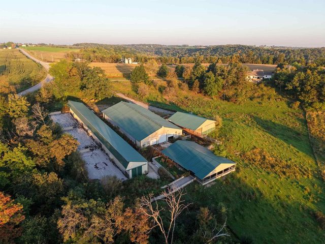 29000 Monarch Ave. Avenue, Kendall, WI 54638