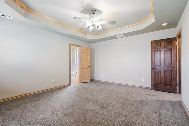 700 N Buckhorn Way, Mustang, OK 73064