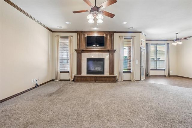 700 N Buckhorn Way, Mustang, OK 73064