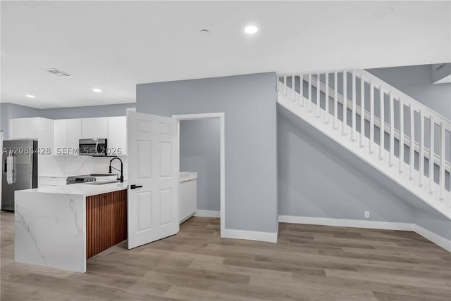 4238 Vineyard Cir 4238, Weston, FL 33332