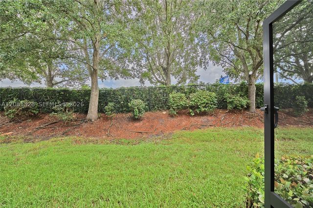 4238 Vineyard Cir 4238, Weston, FL 33332