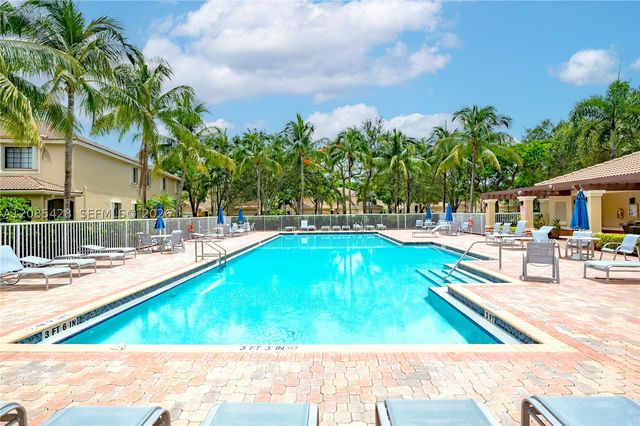 4238 Vineyard Cir 4238, Weston, FL 33332