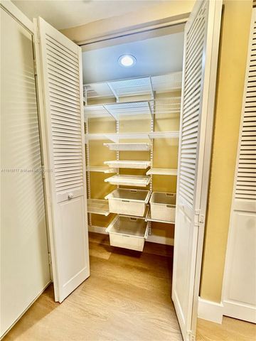 10985 SW 107 216, Miami, FL 33176