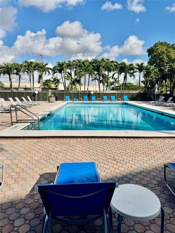 10985 SW 107 216, Miami, FL 33176