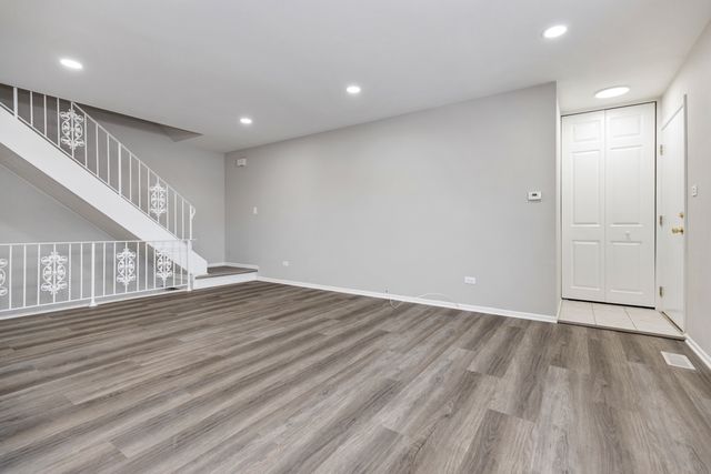 262 Inverrary Lane, Deerfield, IL 60015