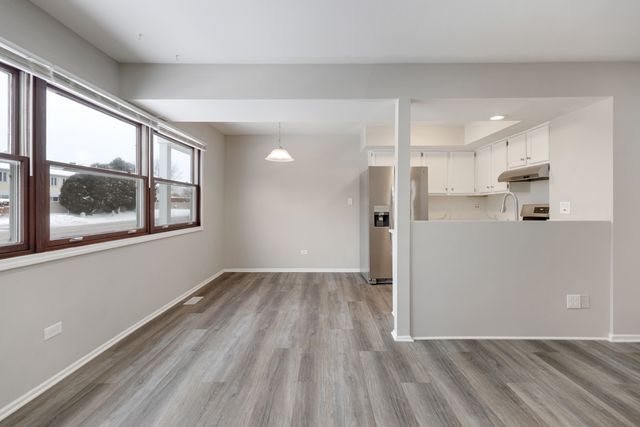 262 Inverrary Lane, Deerfield, IL 60015