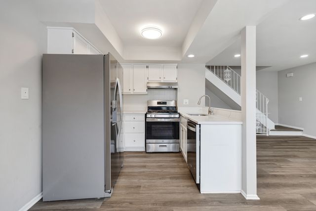 262 Inverrary Lane, Deerfield, IL 60015