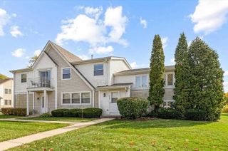 262 Inverrary Lane, Deerfield, IL 60015
