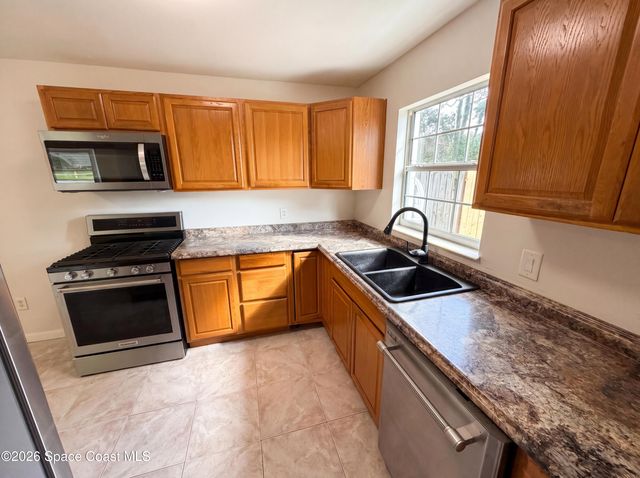 1057 Lakemoor Boulevard, Rockledge, FL 32955