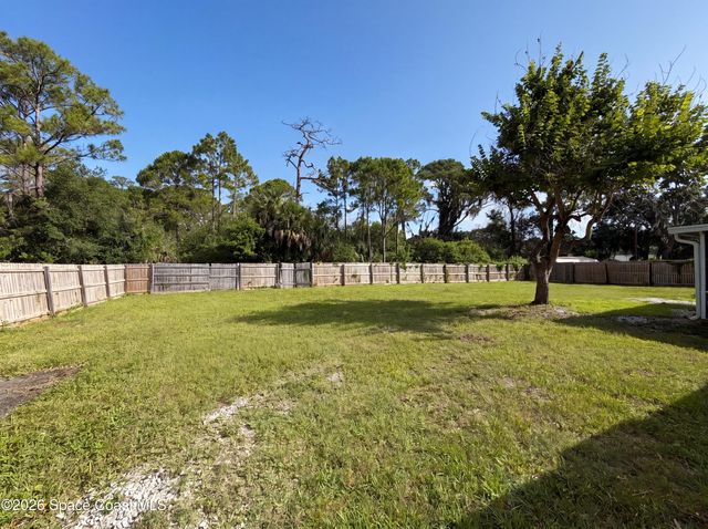 1057 Lakemoor Boulevard, Rockledge, FL 32955