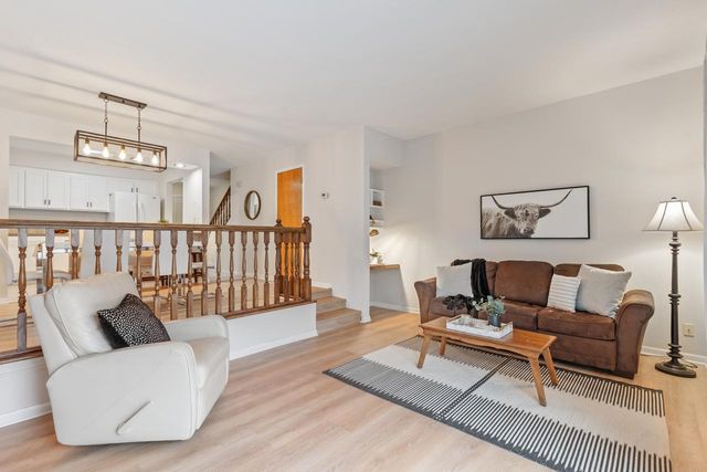 7301 W Franklin Avenue, Saint Louis Park, MN 55426