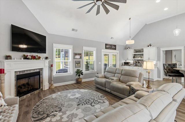 11048 High River Drive, Soddy Daisy, TN 37379