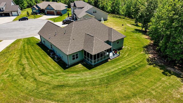 11048 High River Drive, Soddy Daisy, TN 37379