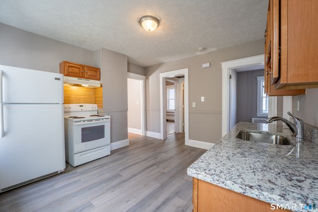 62-64 James Street, Hartford, CT 06106