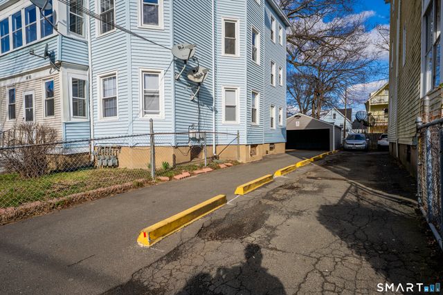 62-64 James Street, Hartford, CT 06106