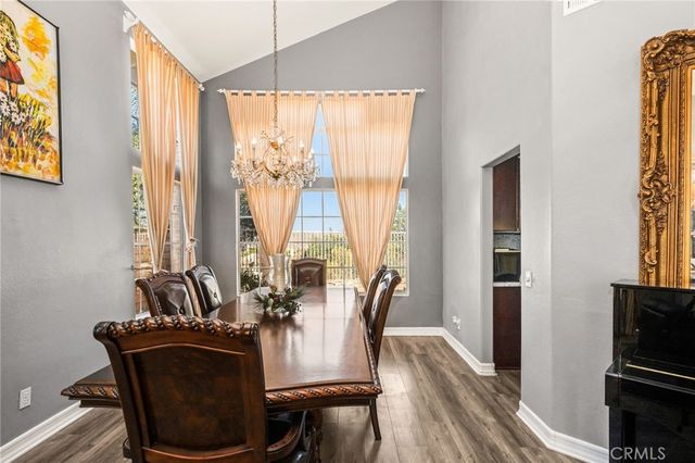 4061 Mount Serenata, Corona, CA 92882