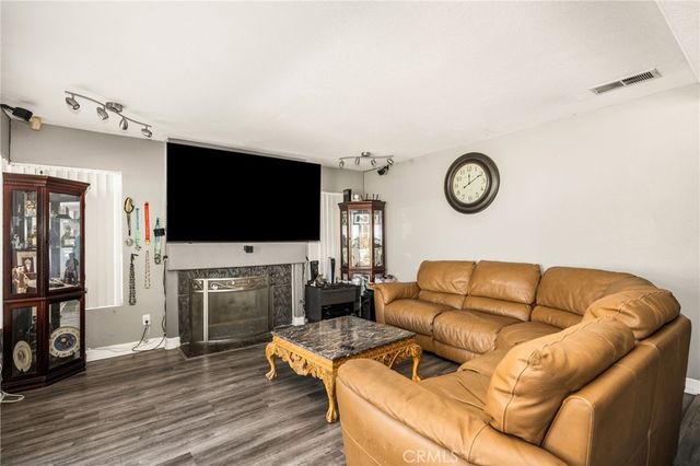 4061 Mount Serenata, Corona, CA 92882