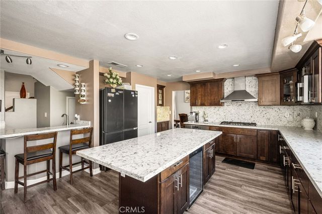 4061 Mount Serenata, Corona, CA 92882