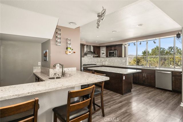 4061 Mount Serenata, Corona, CA 92882
