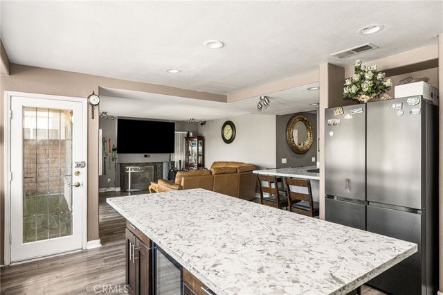 4061 Mount Serenata, Corona, CA 92882
