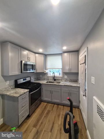 4118 BERRY AVE, Drexel Hill, PA 19026