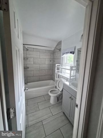 4118 BERRY AVE, Drexel Hill, PA 19026