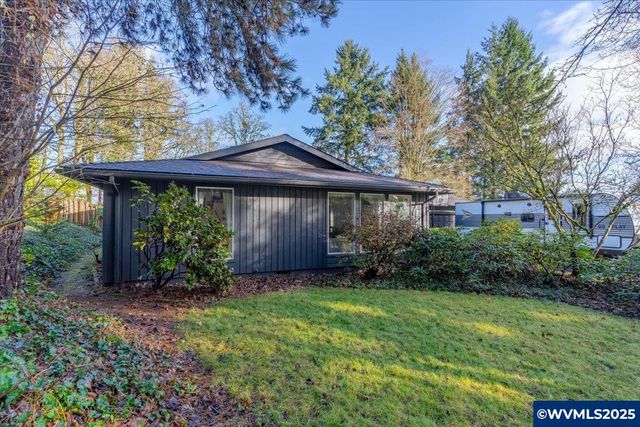 1855 Pilgrim St SE, Salem, OR 97302